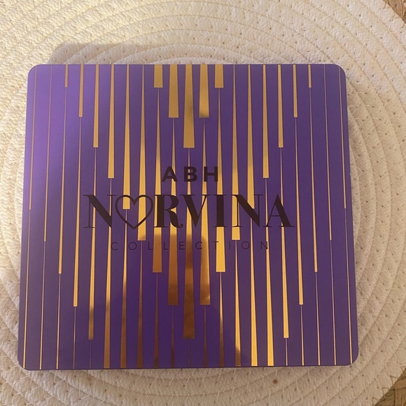Anastasia Beverly Hills Other - Anastasia BH
Norvina® Pro Pigment Palette Vol. 1